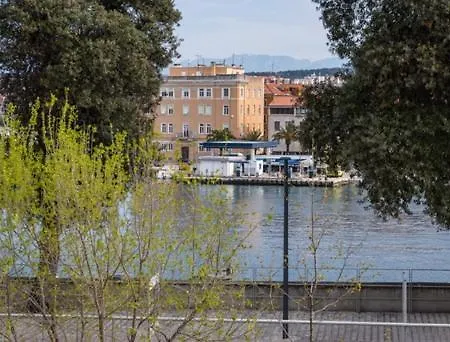 Il Muro Ζαντάρ